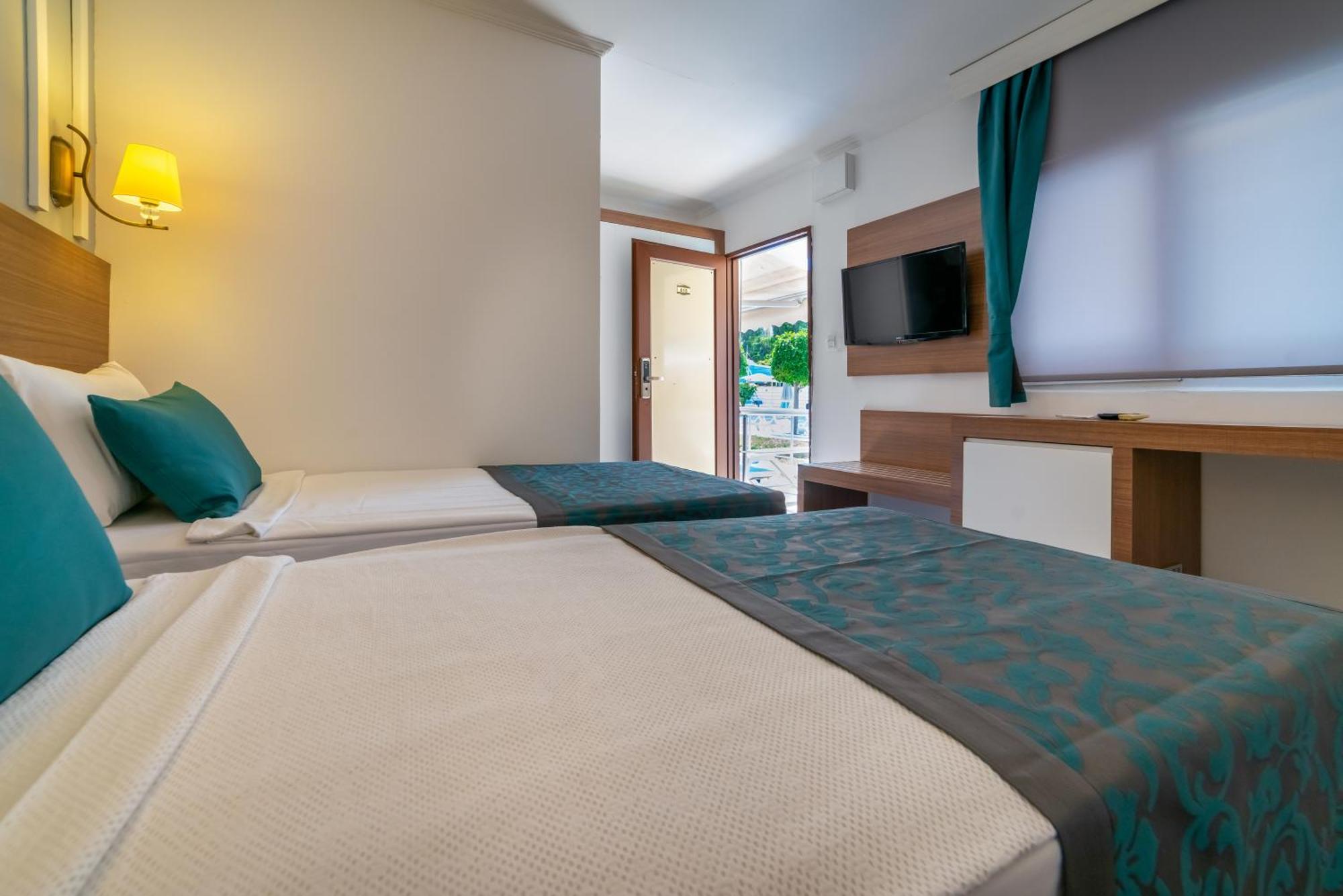 Armas Beach Hotel Kemer Room photo